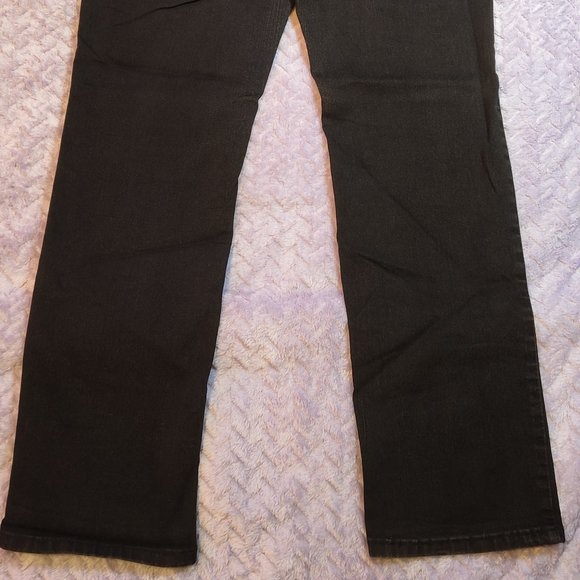Santana Women's Classic Straight Leg Jean, Size 12 inseam 32 - Picture 6 of 9